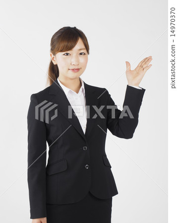 一個穿西裝的女人 一個穿西裝的女人 14970370