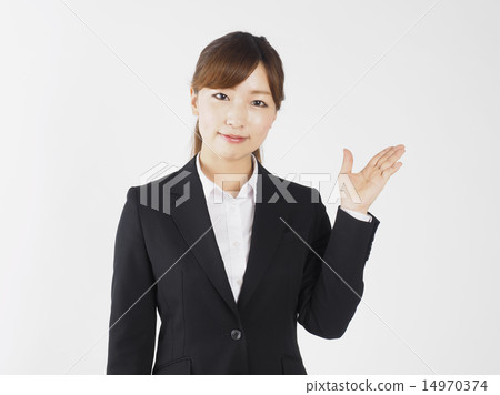 一個穿西裝的女人 一個穿西裝的女人 14970374