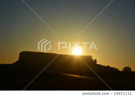 Asahi of Monument Valley Asahi of Monument Valley 14971112