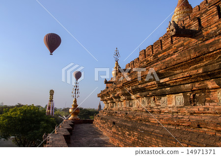 Brick temples in Bagan, Myanmar 14971371
