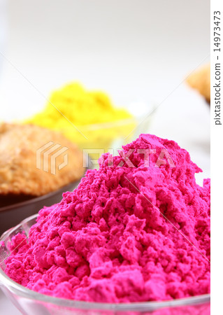 multiple holi colors in bowl 14973473