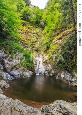 Valea lui Stan Gorge in Romania 14974223