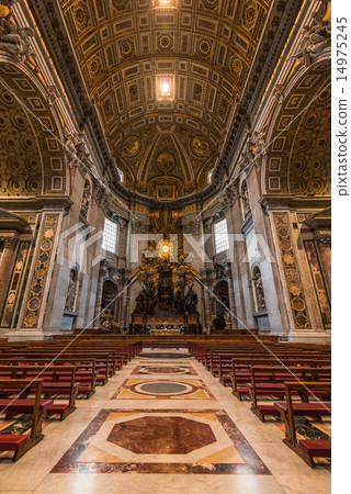 Italy Rome Saint Peter's Cathedral altar Italy Rome Saint Peter's Cathedral altar 14975245