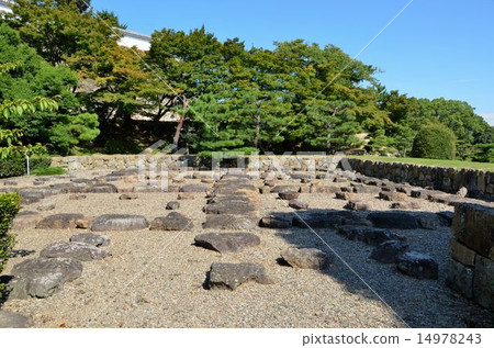 Himeji castle Tenson garden 14978243