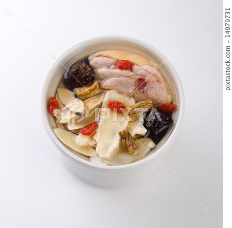 Chicken and herb soup in pot, Chinese food style. 14979731