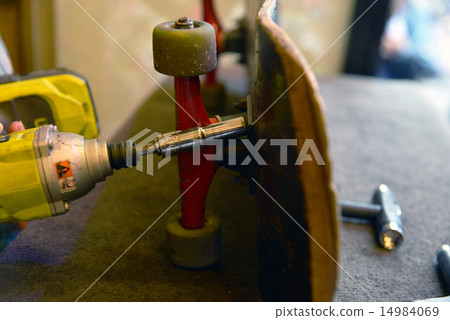 Skateboard repair american Skateboard repair american 14984069