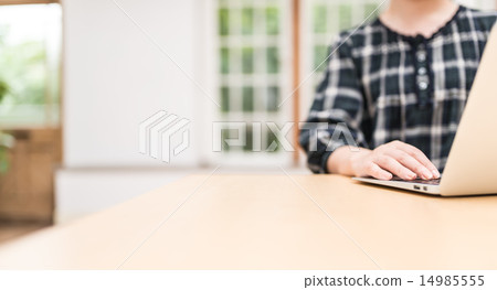 Women and PC Women and PC 14985555