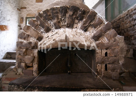 Stone oven for baking bread 14988971