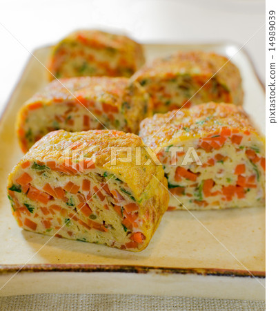 Ginseng and Mitsuba fried eggs 14989039