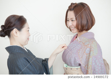fitting, kimono, person 14989172