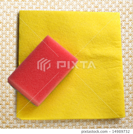 Duster and sponge Duster and sponge 14989732