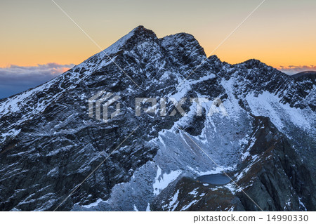 Caltun lake in Fagaras Mountains 14990330