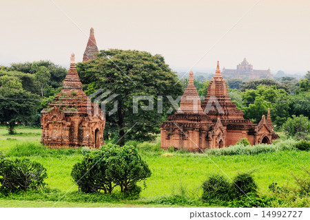Ancient Temples in Bagan Ancient Temples in Bagan 14992727