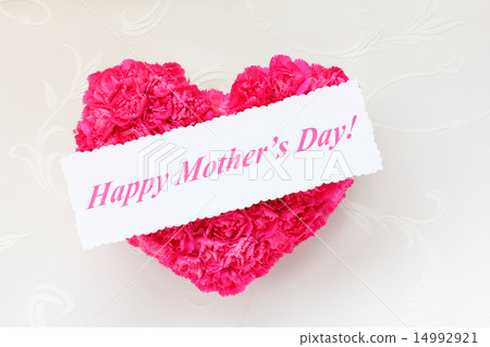 Heart shaped arrangement of carnation on Mother's Day Heart shaped arrangement of carnation on Mother's Day 14992921