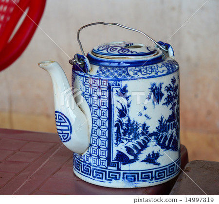 Traditional teapot in southern Vietnam 14997819