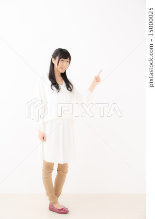 Recommended · Young lady 15000025