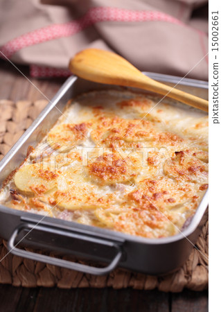 Potatoes a la dauphinoise Potatoes a la dauphinoise 15002661