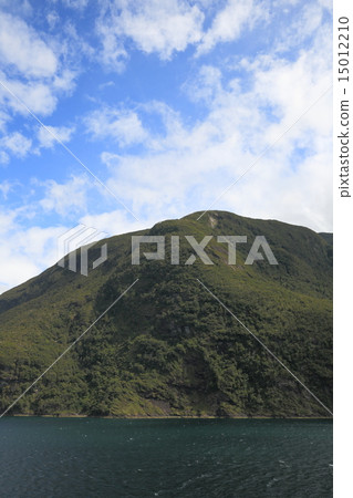 Fiordland National Park Fiordland National Park 15012210