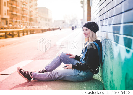 young beautiful blonde straight hair woman young beautiful blonde straight hair woman 15015400
