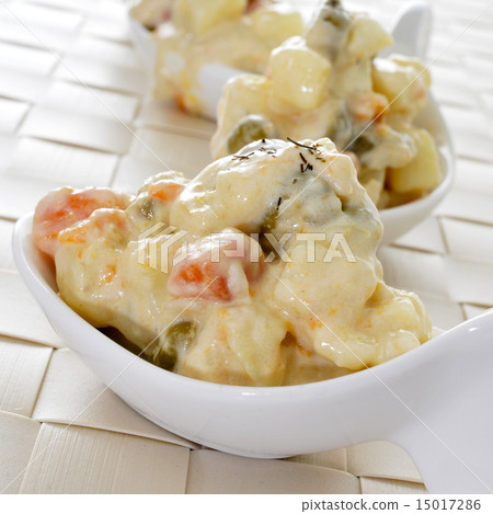 spanish ensaladilla rusa 15017286