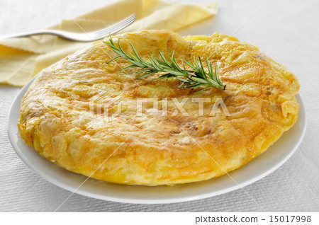tortilla de patatas, spanish omelet tortilla de patatas, spanish omelet 15017998