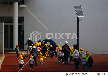 Evacuation drill (disaster prevention) 15018151
