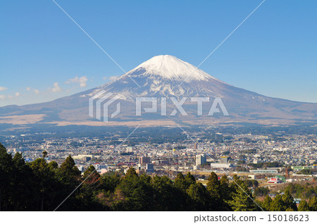 Fuji seen from Gotemba city 15018623