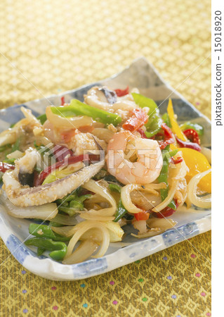 Stir-fried seafood vegetables 15018920