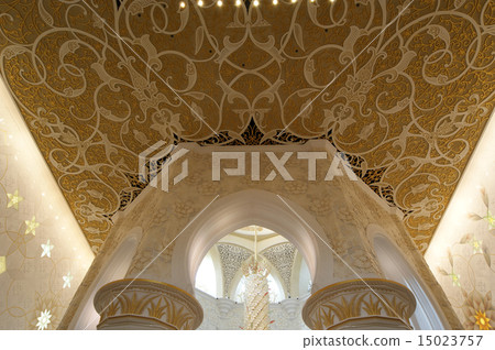 Abu Dhabi Sheikh Zayed White Mosque in UAE Abu Dhabi Sheikh Zayed White Mosque in UAE 15023757