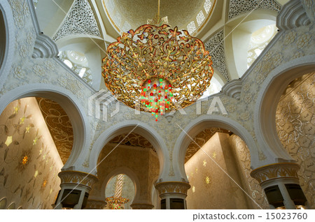 Abu Dhabi Sheikh Zayed White Mosque in UAE 15023760