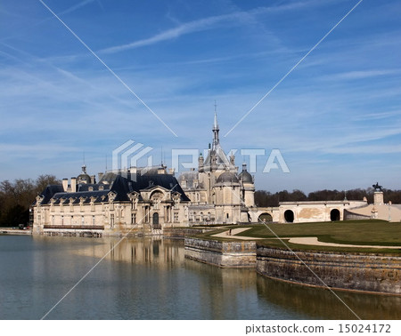 The castle of Chantilly 15024172