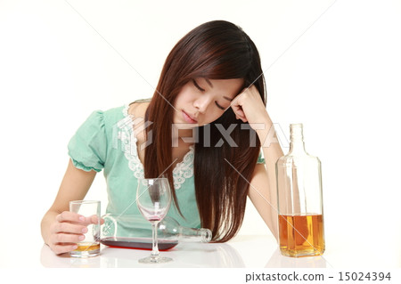 A woman in Al A woman in Al 15024394