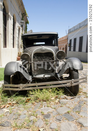 Vintage - Old Style Car 15025292