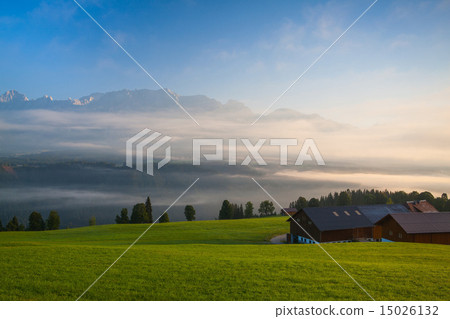 Morning on the mountains 15026132