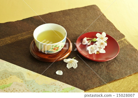 Spring background material · Add cherry blossom to tea ceremony · Japanese paper 3 types back oblique bird's-eye view horizontal position 15028007