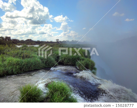 Iguazu Falls 15028777