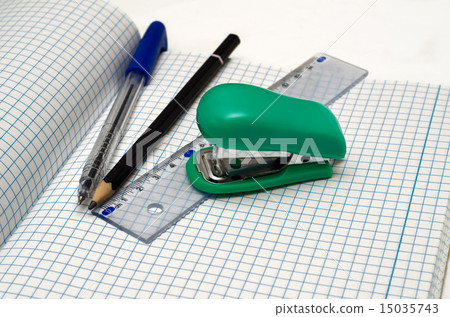 school tools 15035743