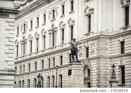 Robert Clive's statue and Churchill War Rooms 15038019