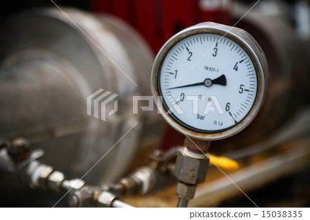 Pressure gauge on oil and gas process for monitor 15038335