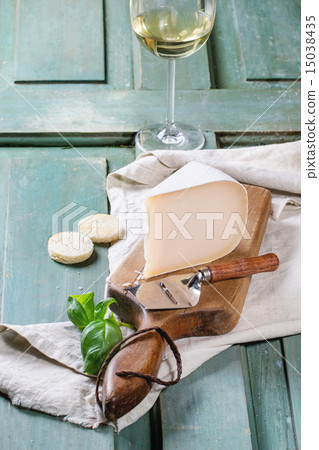 Cheese plate 15038435