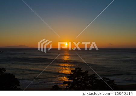 Sunrise Sunrise 15040114