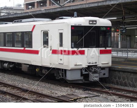 Kiha 110 Series Diesel (1) 15040615