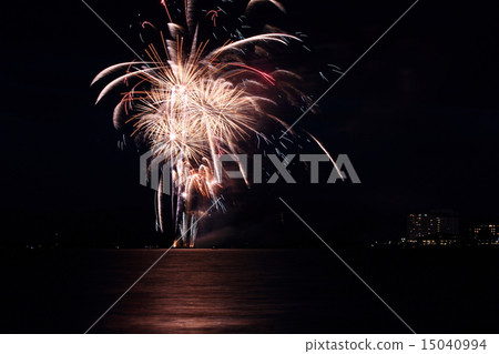 Nagahama / Kitabi Lake Large Fireworks Festival 15040994