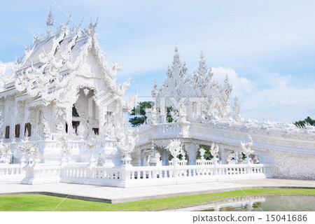 Famous Thailand temple, Wat Rong Khun 15041686