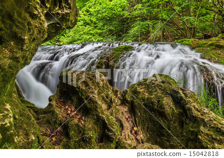 Vaioaga waterfall 15042818