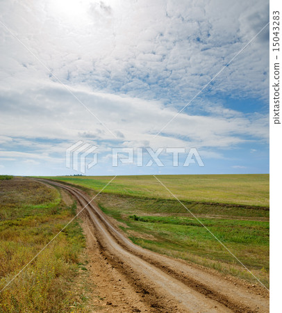 rural road to horizon 15043283