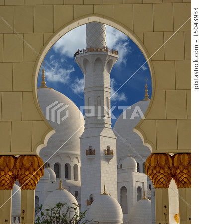Abu Dhabi Sheikh Zayed White Mosque in UAE Abu Dhabi Sheikh Zayed White Mosque in UAE 15043933