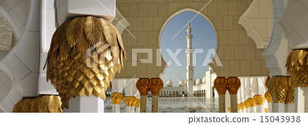 Abu Dhabi Sheikh Zayed White Mosque in UAE Abu Dhabi Sheikh Zayed White Mosque in UAE 15043938