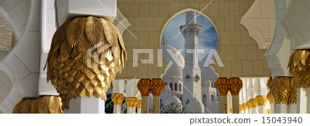 Abu Dhabi Sheikh Zayed White Mosque in UAE Abu Dhabi Sheikh Zayed White Mosque in UAE 15043940
