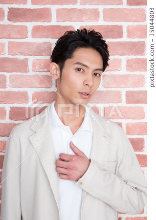 A young man 15044803